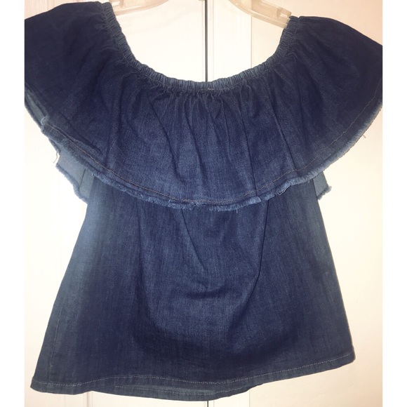 Cute off shoulder denim top - Picture 2 of 3